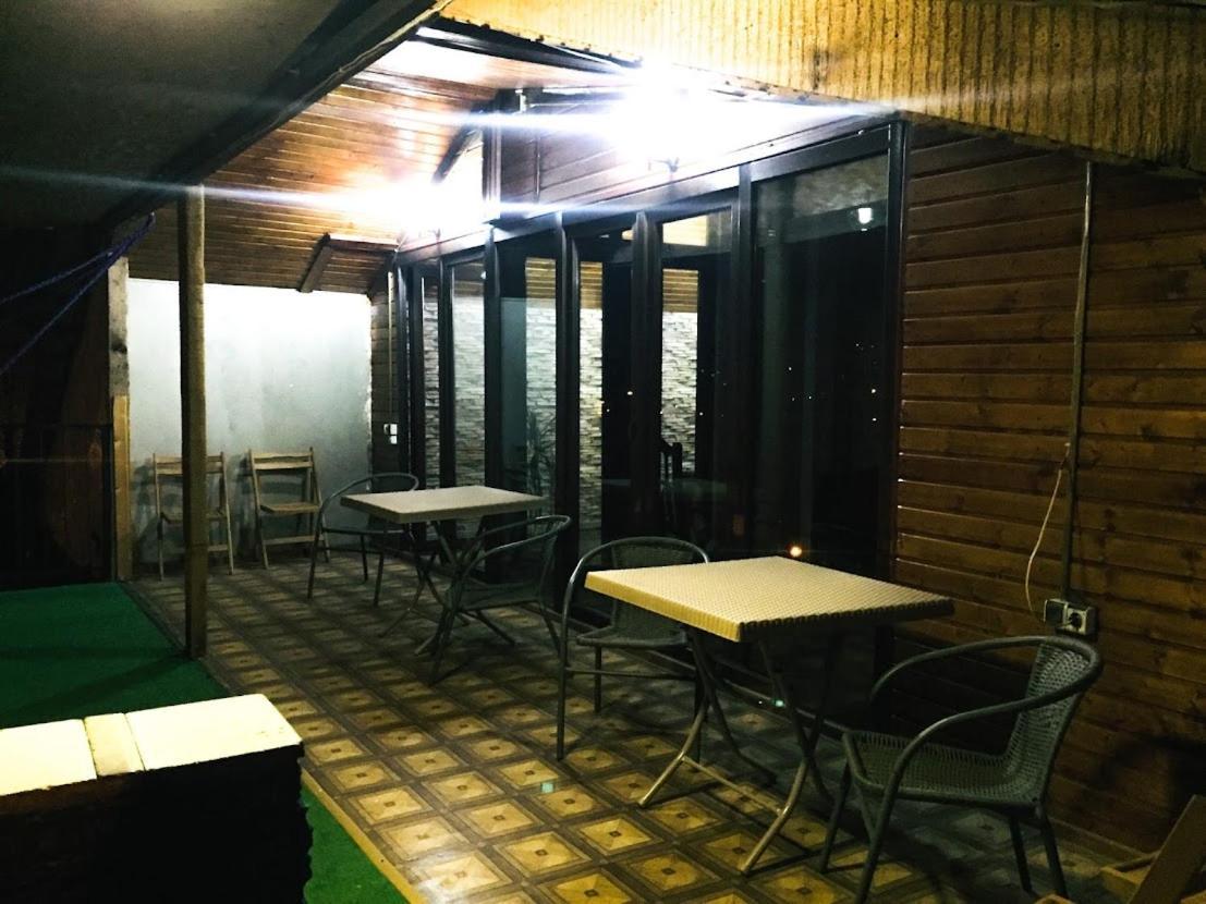 The Sindh House - Indus Aroma Restaurant Tbilisi Hotel Eksteriør billede